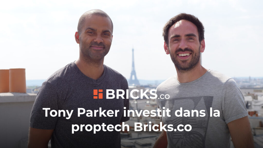 Tony Parker et Cédric O’Neill sur un toit avec la Tour Eiffel en arrière-plan, représentant leur collaboration pour Bricks.co.